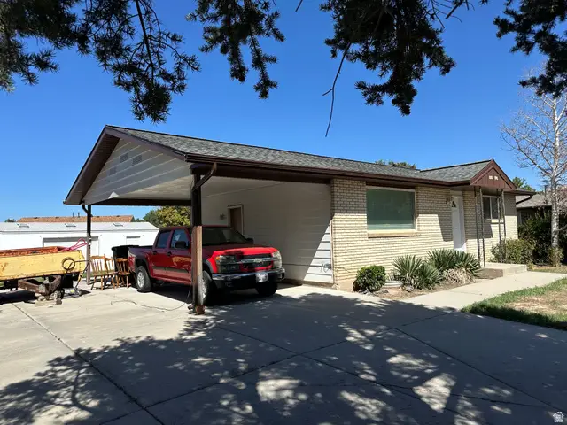 3876 W Owensboro Dr S, West Jordan, UT 84084 - #3