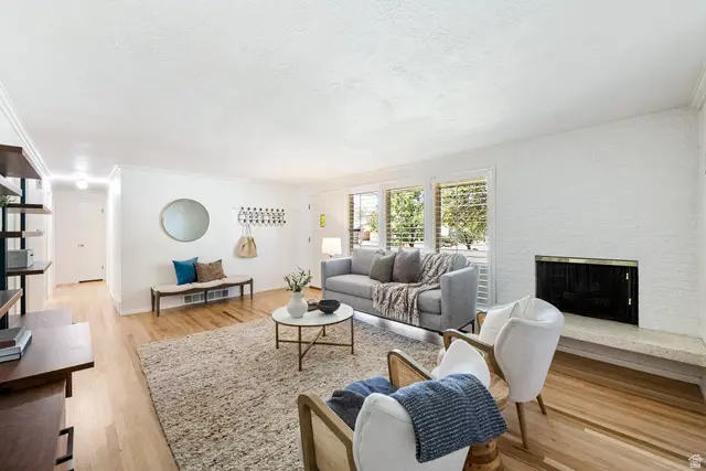 958 E Tritoma Ave, Sandy, UT 84094 - #2
