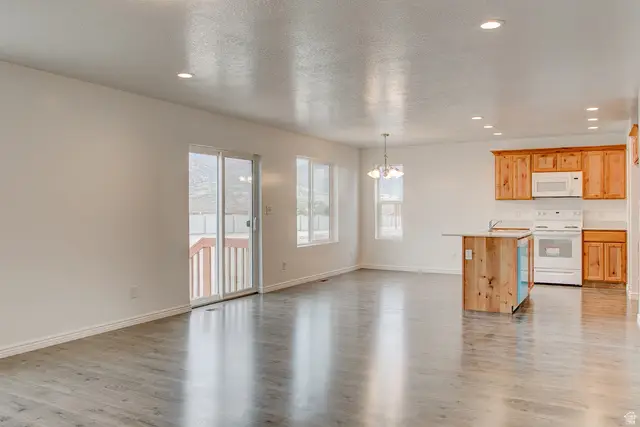 1701 S Windsong Dr #SR 377, Santaquin, UT 84655 - #3