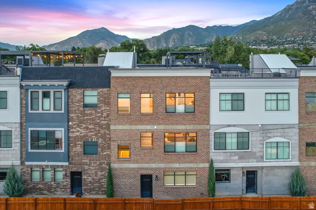 4672 S Grosvenor Ct, Holladay, UT 84117 - #2