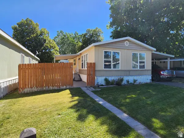 5071 S Escondido St E, Salt Lake City, UT 84117