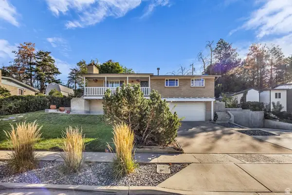 8845 S Capella Way E, Sandy, UT 84093