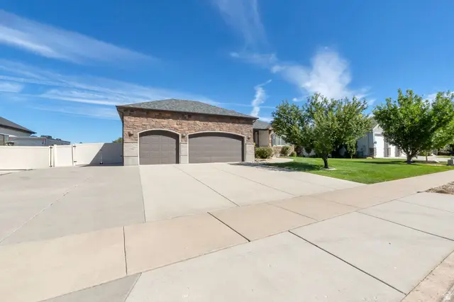 1184 W Michaelsen Way, West Jordan, UT 84088 - #3