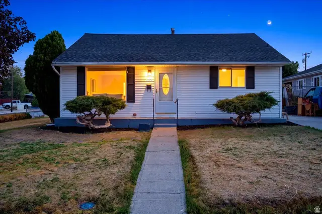 105 S 5th St E, Tooele, UT 84074 - #2