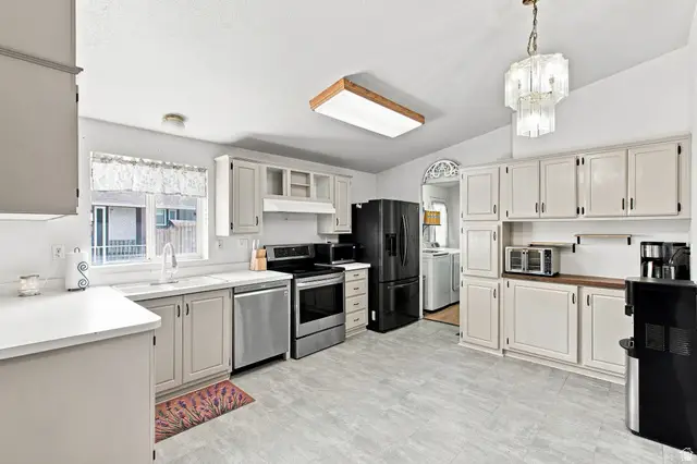 1025 N 300 W #38, Springville, UT 84663 - #3