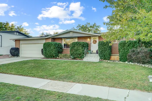 8044 S Boysenberry Dr, Sandy, UT 84093