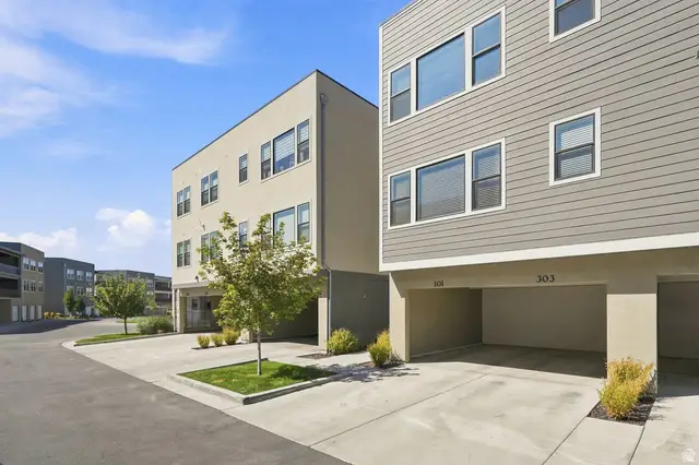 8373 S Iris Lumi Ln, Midvale, UT 84047 - #3