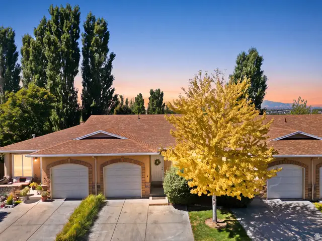 9480 S Hidden Point Dr, Sandy, UT 84070 - #2