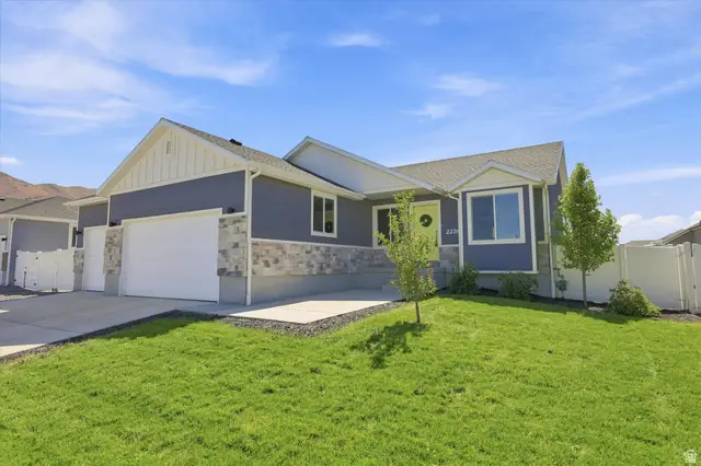 2276 E Boxwood Ln, Eagle Mountain, UT 84005 - #2