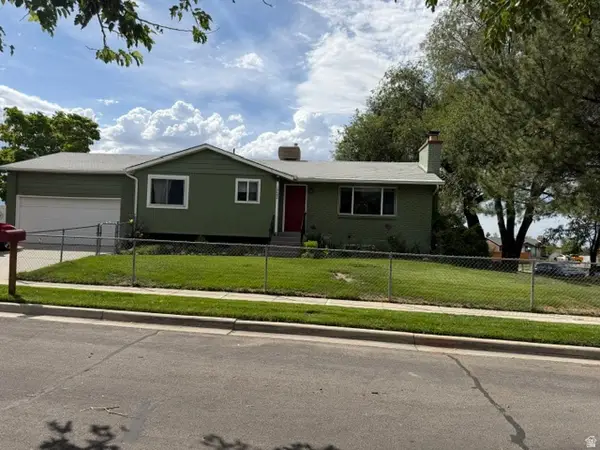 10492 S Columbine Way E, Sandy, UT 84094
