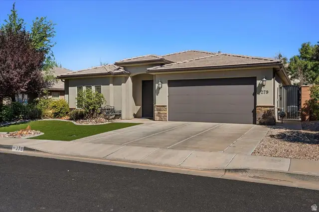 279 E Memory Ln, Washington, UT 84780 - #2