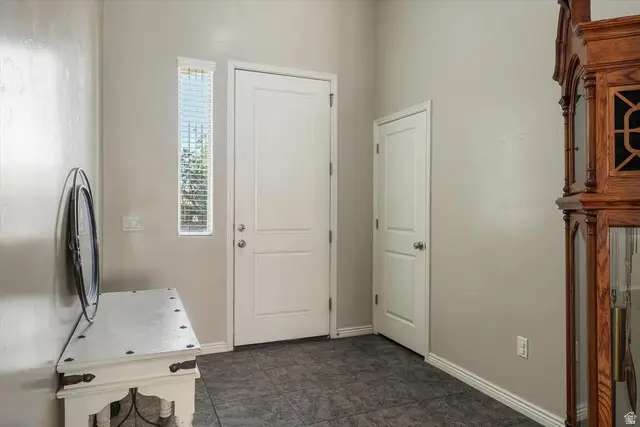 279 E Memory Ln, Washington, UT 84780 - #3