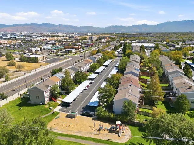 5758 W Loch Raven Ct S, Salt Lake City, UT 84128 - #2
