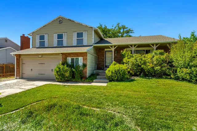 11878 S Hidden Valley Dr E, Sandy, UT 84094 - #1