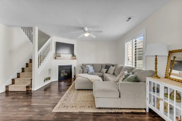 1719 N 25 E, Layton, UT 84041 - #2