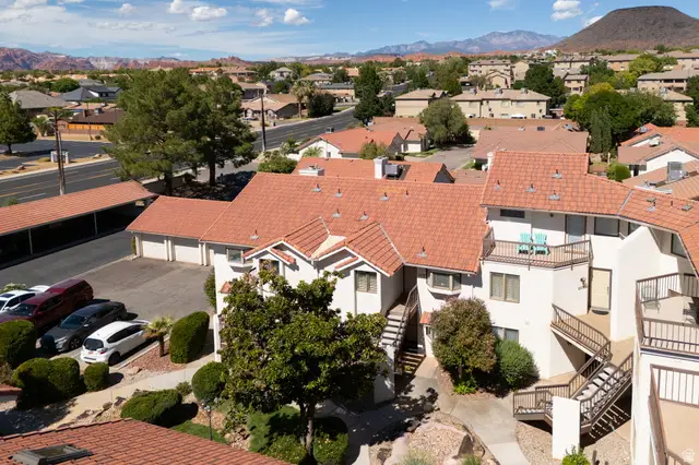 275 S Valley Dr #A208, Saint George, UT 84770 - #3