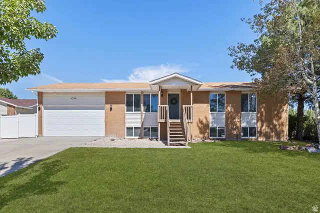 4288 W Yorkshire Cir, South Jordan, UT 84009 - #1