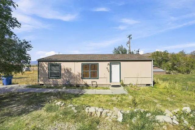 212 S Grant Ave, Stockton, UT 84071 - #1