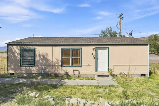 212 S Grant Ave, Stockton, UT 84071 - #2