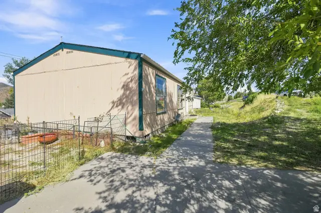 212 S Grant Ave, Stockton, UT 84071 - #3