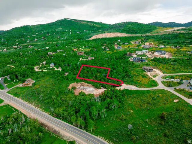 983 S Crossed Arrows Cir #77, Garden City, UT 84028 - #3