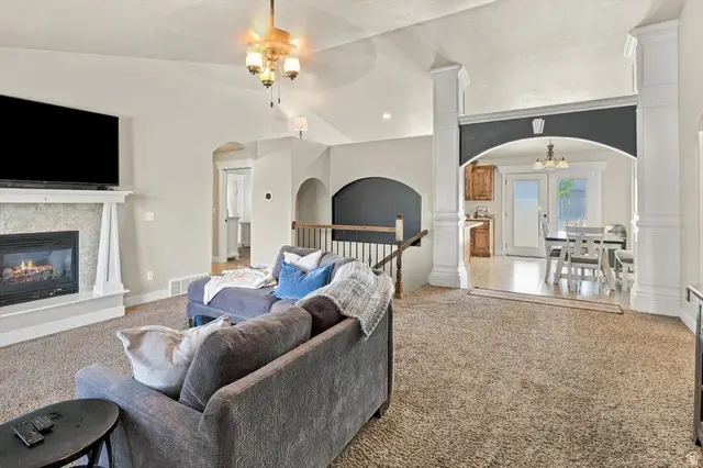 867 W 460 S, Tremonton, UT 84337 - #2