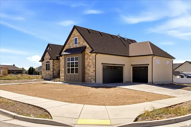 3230 W Douglas Dr N, Pleasant View, UT 84414 - #3