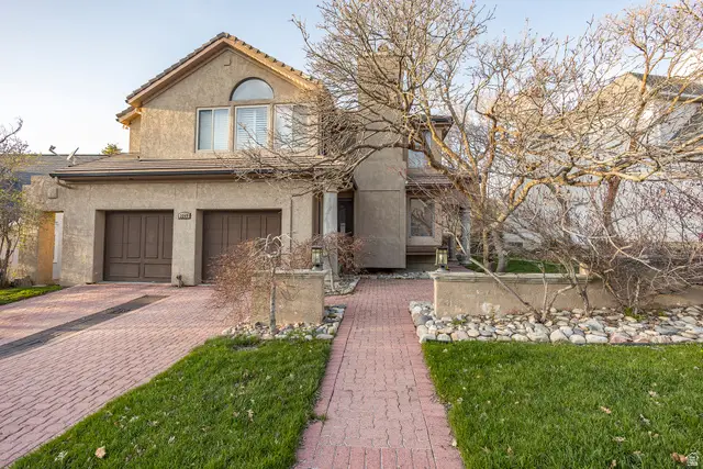 2249 E Gambel Oak Dr S, Sandy, UT 84092 - #1