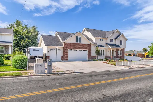 410 E Pages Ln, Centerville, UT 84014 - #1