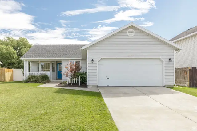 5444 S Midland Dr, Roy, UT 84067 - #2