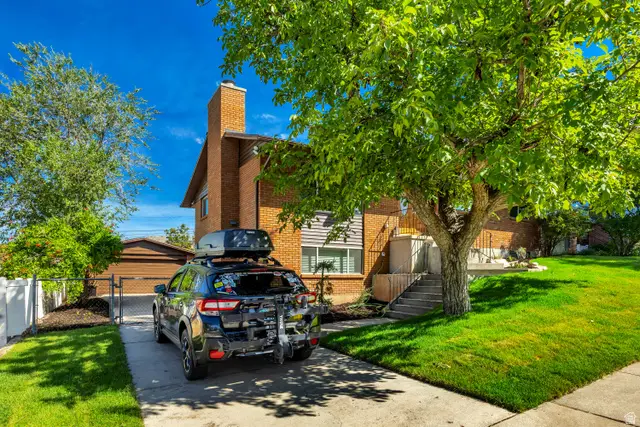 2555 E Elm Ave S, Salt Lake City, UT 84109 - #3