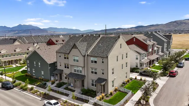 6679 W Skip Rock Rd, South Jordan, UT 84009 - #1