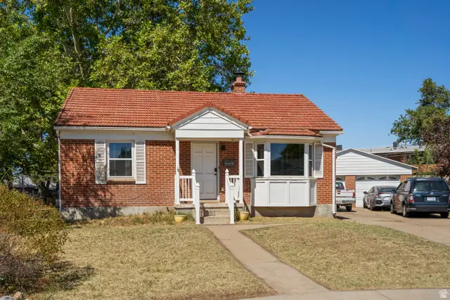 121 Ross Dr, Clearfield, UT 84015 - #2