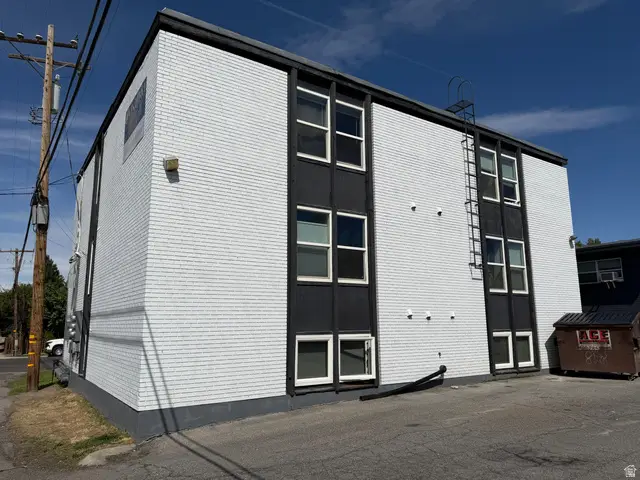 120 E Utopia Ave S, South Salt Lake, UT 84105 - #3
