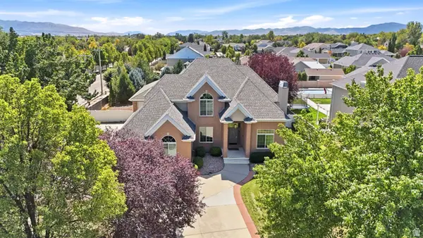 2217 W Kensington Park Dr, West Jordan, UT 84088