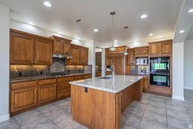 1432 N Liberty Greens Dr, Washington, UT 84780 - #3