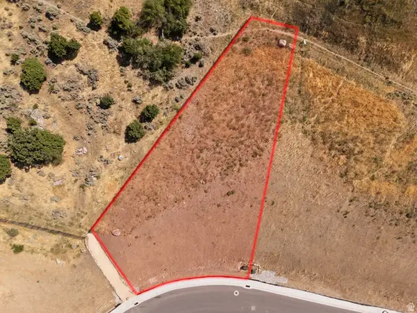 77 S Rock Loft Ridge Dr #54-R, Fruit Heights, UT 84037