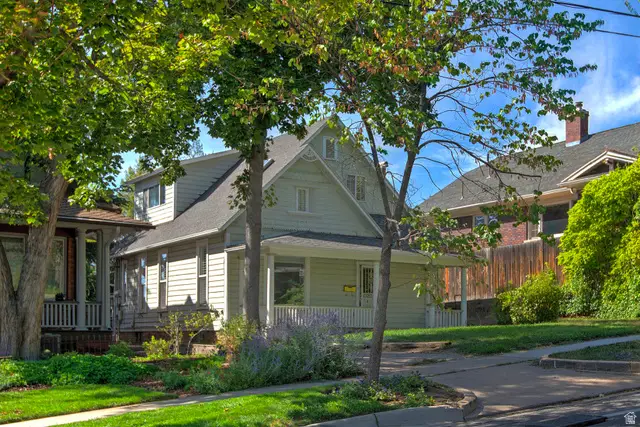 377 N I St, Salt Lake City, UT 84103 - #3