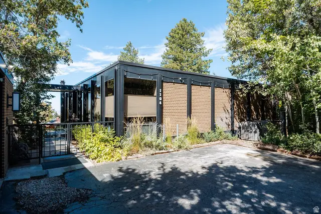 1104 S Mercedes Way E, Salt Lake City, UT 84108 - #1