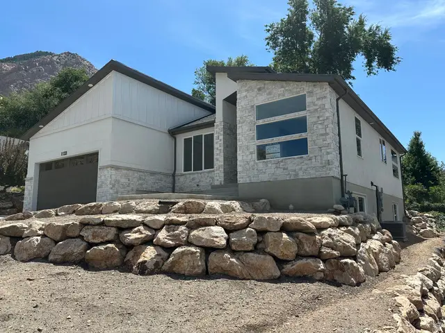 1133 E Benchview Dr, Ogden, UT 84404 - #2