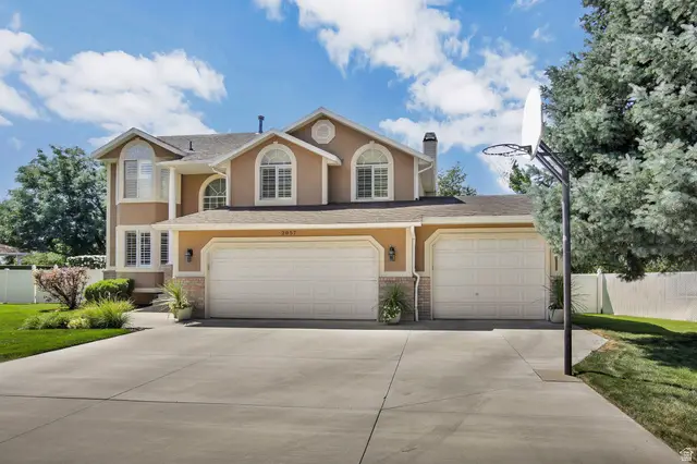 2057 Ryan Cir, Ogden, UT 84403 - #3