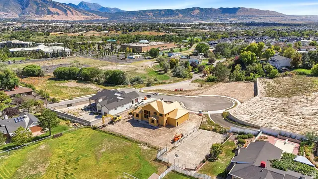 1085 W Kings Landing Ct #6, South Jordan, UT 84095 - #1