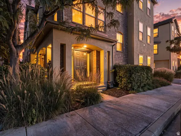 180 W Barry Links Way, Salt Lake City, UT 84115