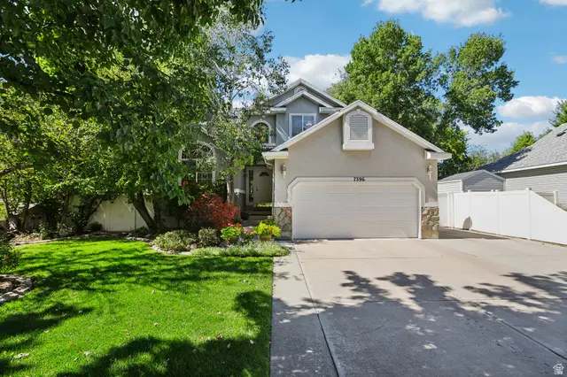 7396 S Balboa Dr, Midvale, UT 84047 - #2