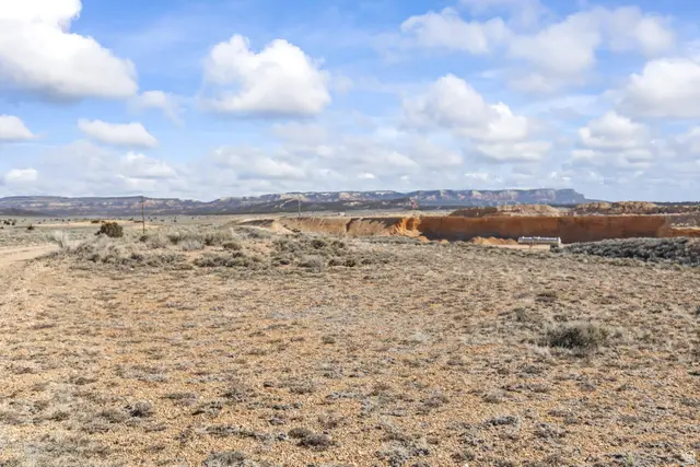 1121 W Utah State Hwy 12, Bryce, UT 84764 - #3
