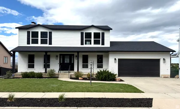 10158 S High Point Ln E, Sandy, UT 84092