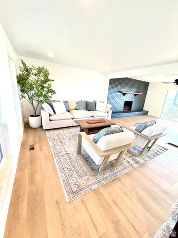 10158 S High Point Ln E, Sandy, UT 84092 - #2