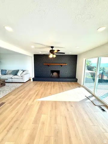 10158 S High Point Ln E, Sandy, UT 84092 - #3