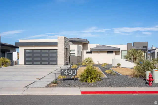 1490 W Torrey Rd, Hurricane, UT 84737 - #1