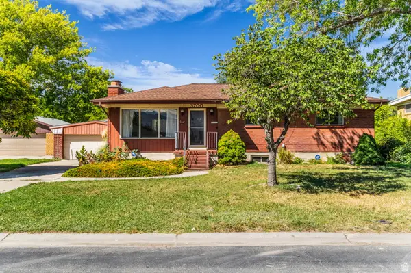3700 S Lee Maur St, West Valley City, UT 84119